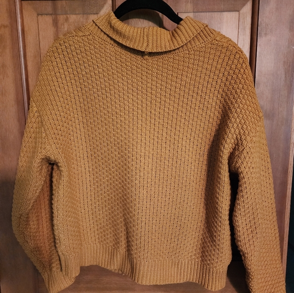 Sweater - Picture 2 of 2